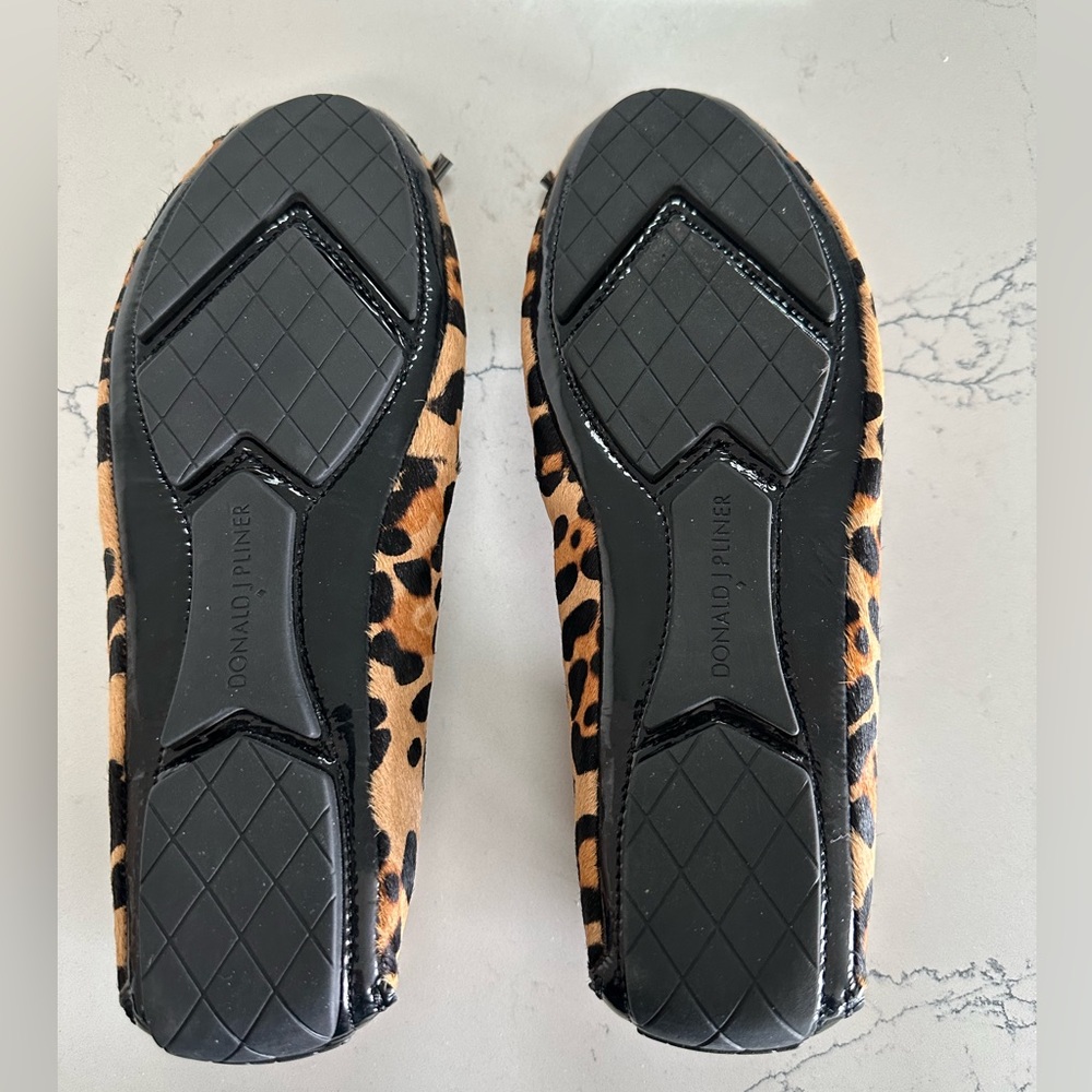 Donald J. Pliner Black Tan Leopard Print Calf Hair and Leather Ballet Flats - Picture 2 of 8